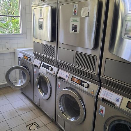 Studio Dans Residence Pour Location Courte Duree Et Etudiants Parking Gratuit Gières エクステリア 写真